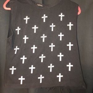 Cross crop tank with fringe